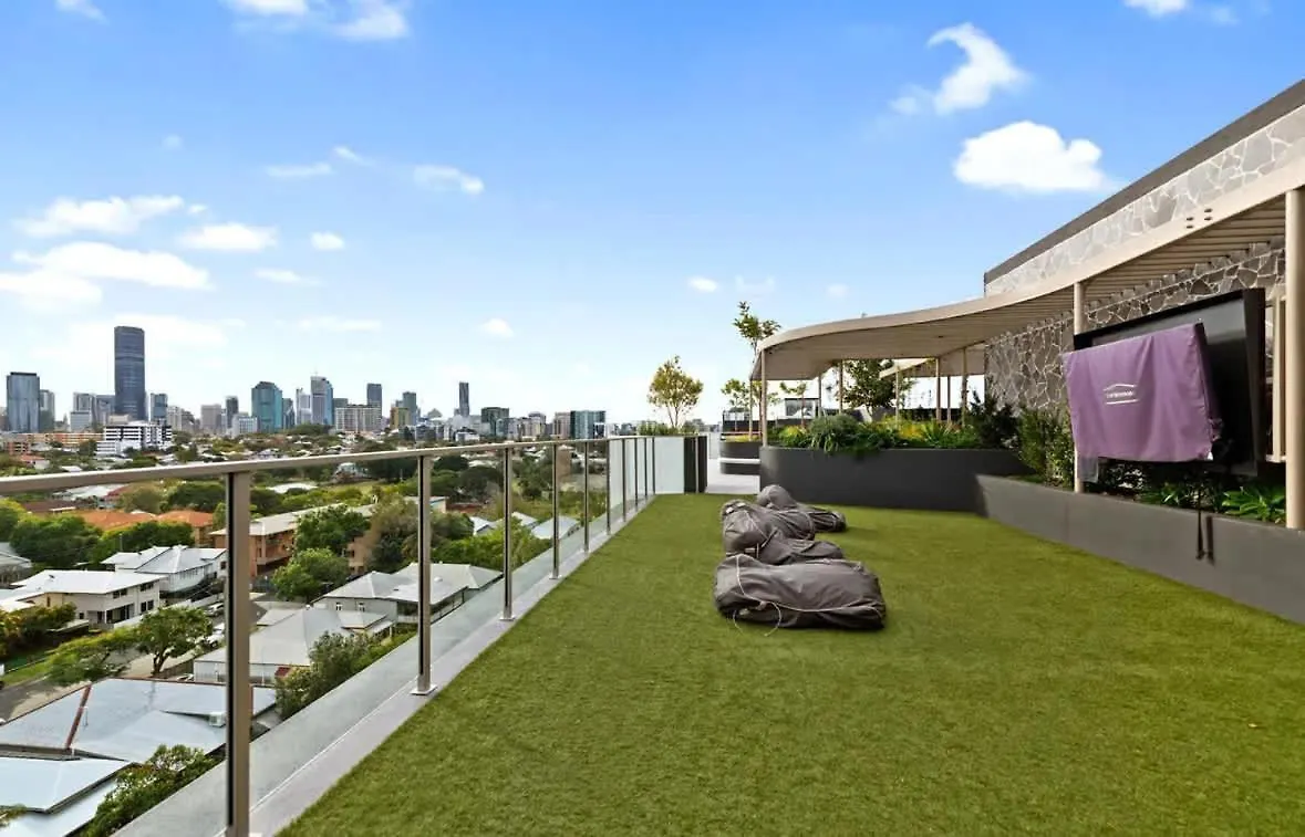 Sinclair Apartments - Free Secure Parking Brisbane