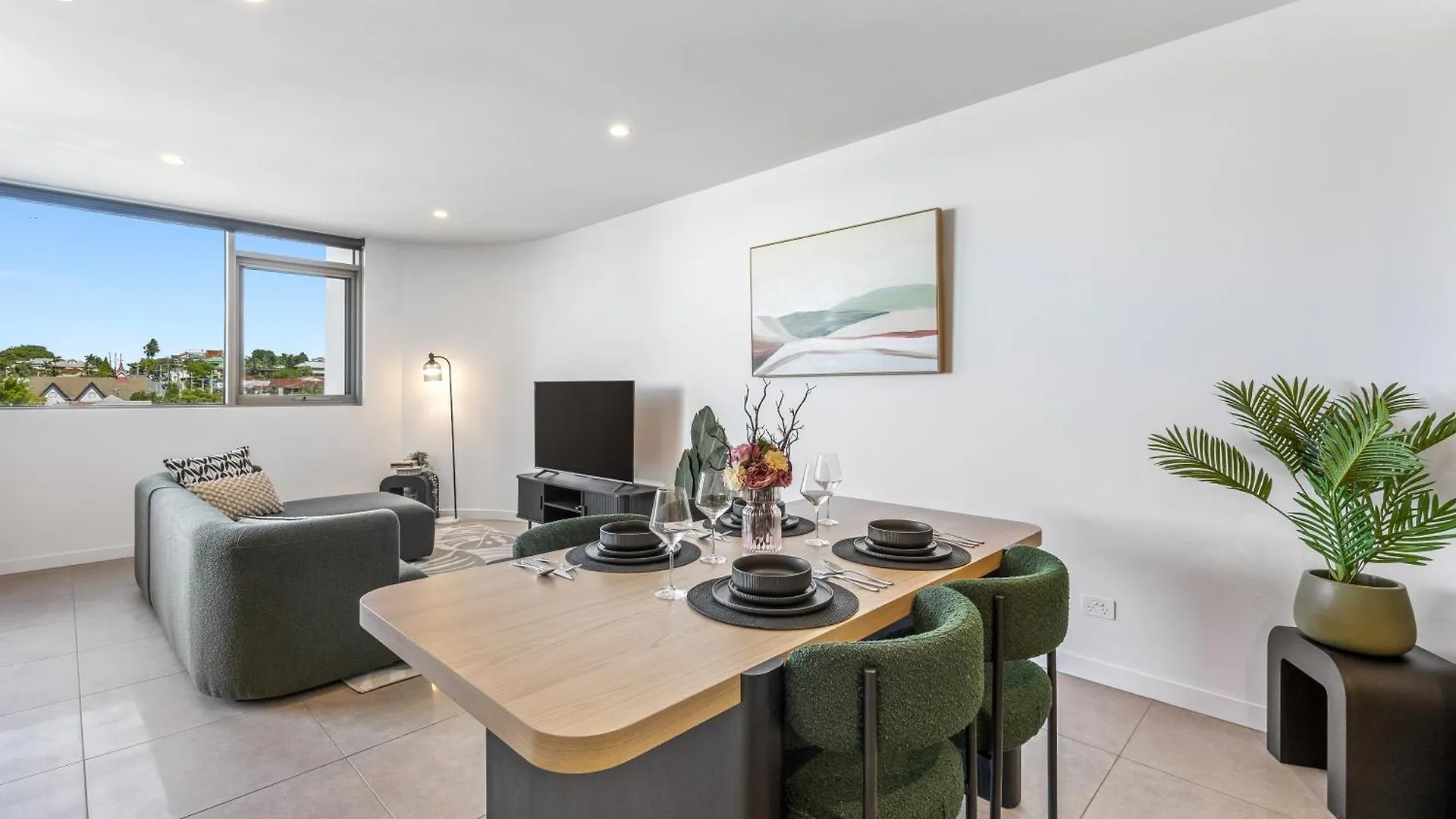 Sinclair Apartments - Free Secure Parking Brisbane